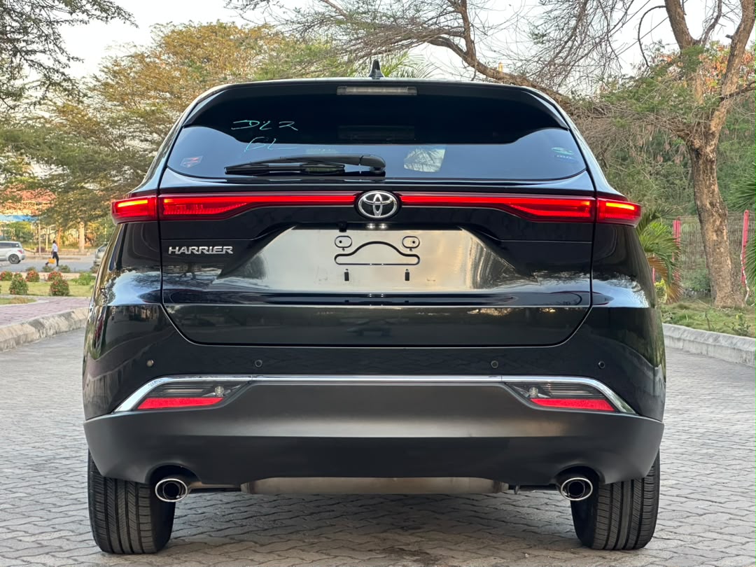 Toyota Harrier thumbnail 8